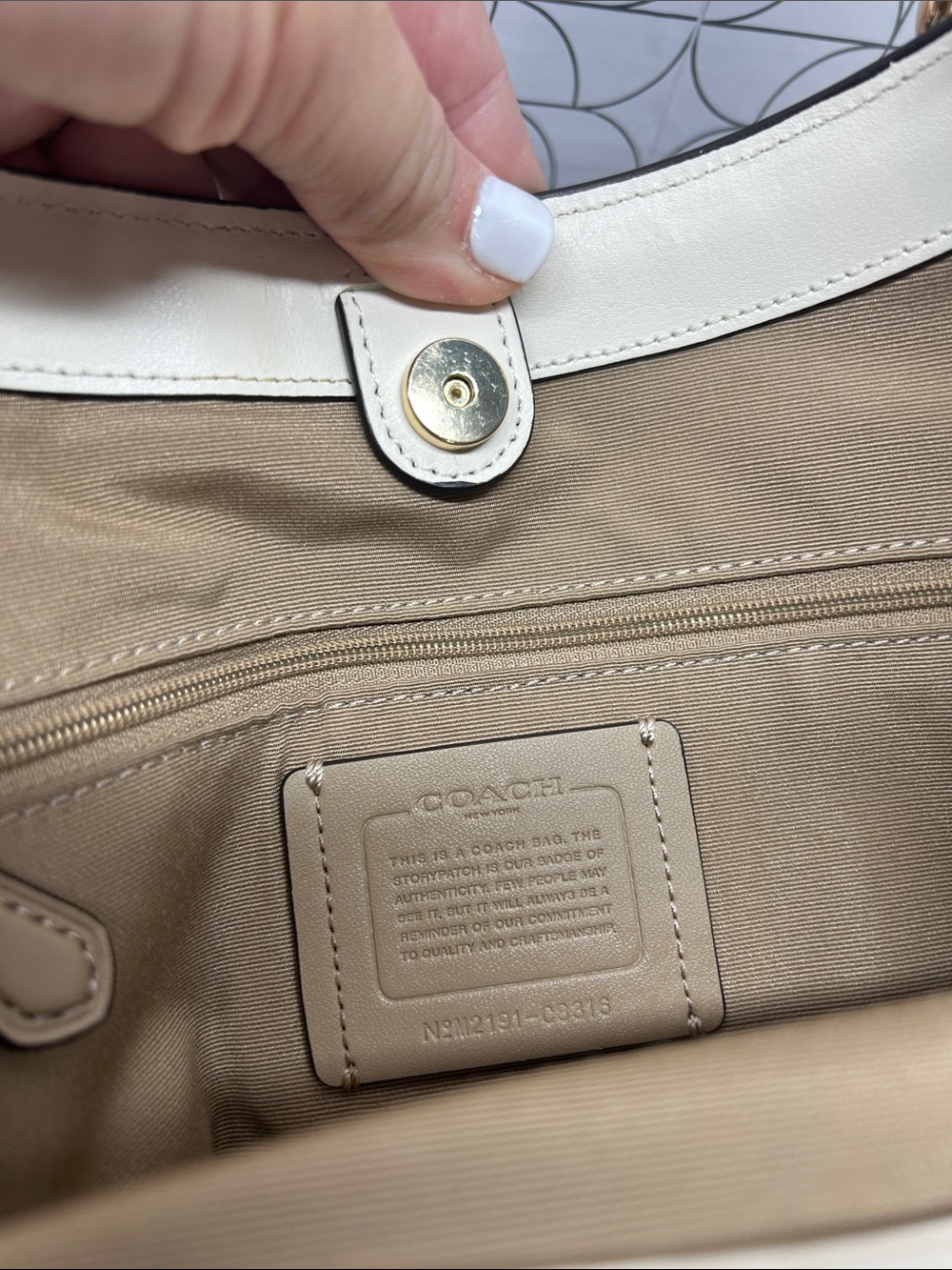 Coach Cream Signature Canvas Tote Bag - Picture 7 of 14